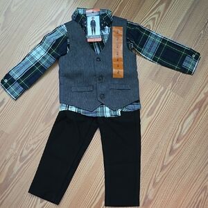 Plaid Shirt with Gray Vest and Black Pants Set